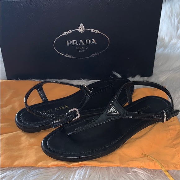 Prada Shoes - Prada vernice logo thong patent sandals sz 37